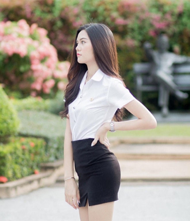 bi mat dang sau 2 bo dong phuc nu sinh goi cam nhat the gioi hinh anh 5